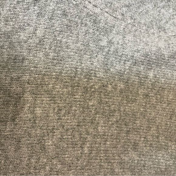 Gray short sleeve sweater, large, women, Abercrombie - Picture 5 of 5